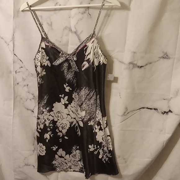 Morgan Taylor Other - Morgan Taylor night gown S